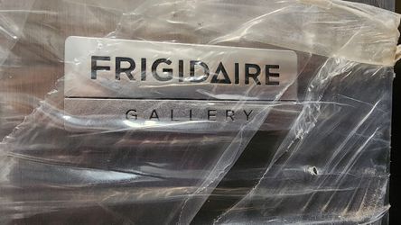 Frigidaire Gallery 27.8 Cu. Ft. French Door Refrigerator in