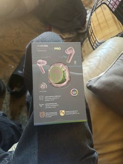 Acellories Gemstone Pro Wireless Earbuds