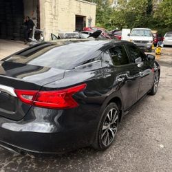 2016 Nissan Maxima 