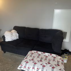 L - Couch