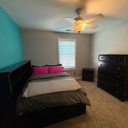Black bedroom furniture. Full size