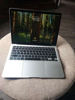 Apple Macbook Air i5 8gb Ram 256gb SSD Drive 13" Screen 2020