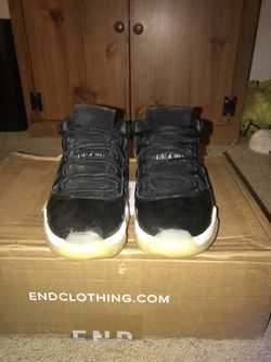 Jordan retro 11 Barons Size 8. Basically brand new.