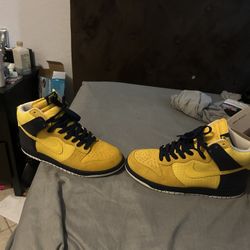Nike Dunks Yellow And Blue