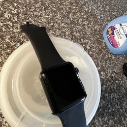38 mm Apple Watch 