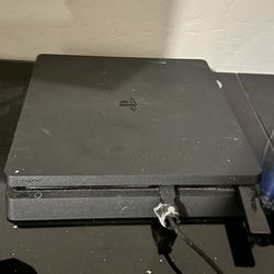 PS4 Slim