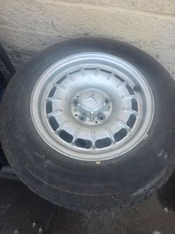 Vintage mercedes rim's
