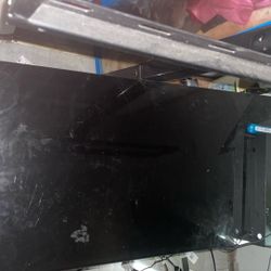 Tv Xbox One And Desk