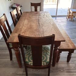 World, Market Dining Table