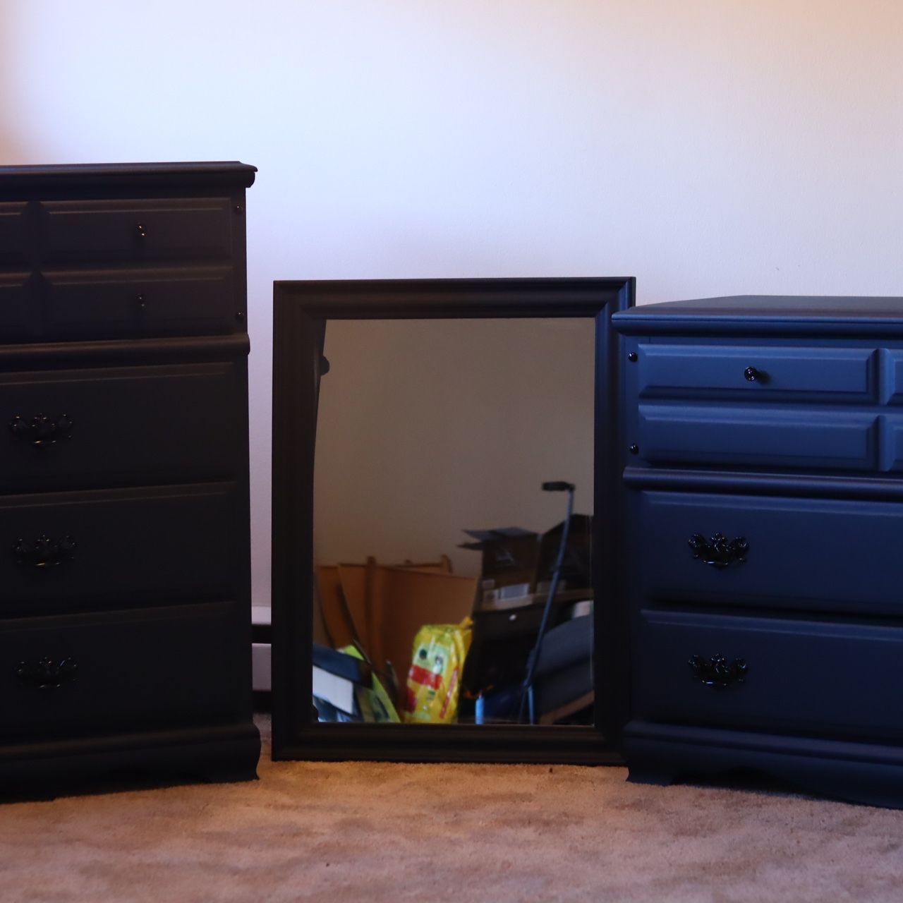 3 Piece Bedroom Set/ Dressers