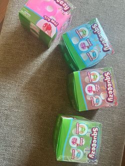 Squeeezy dice squishy