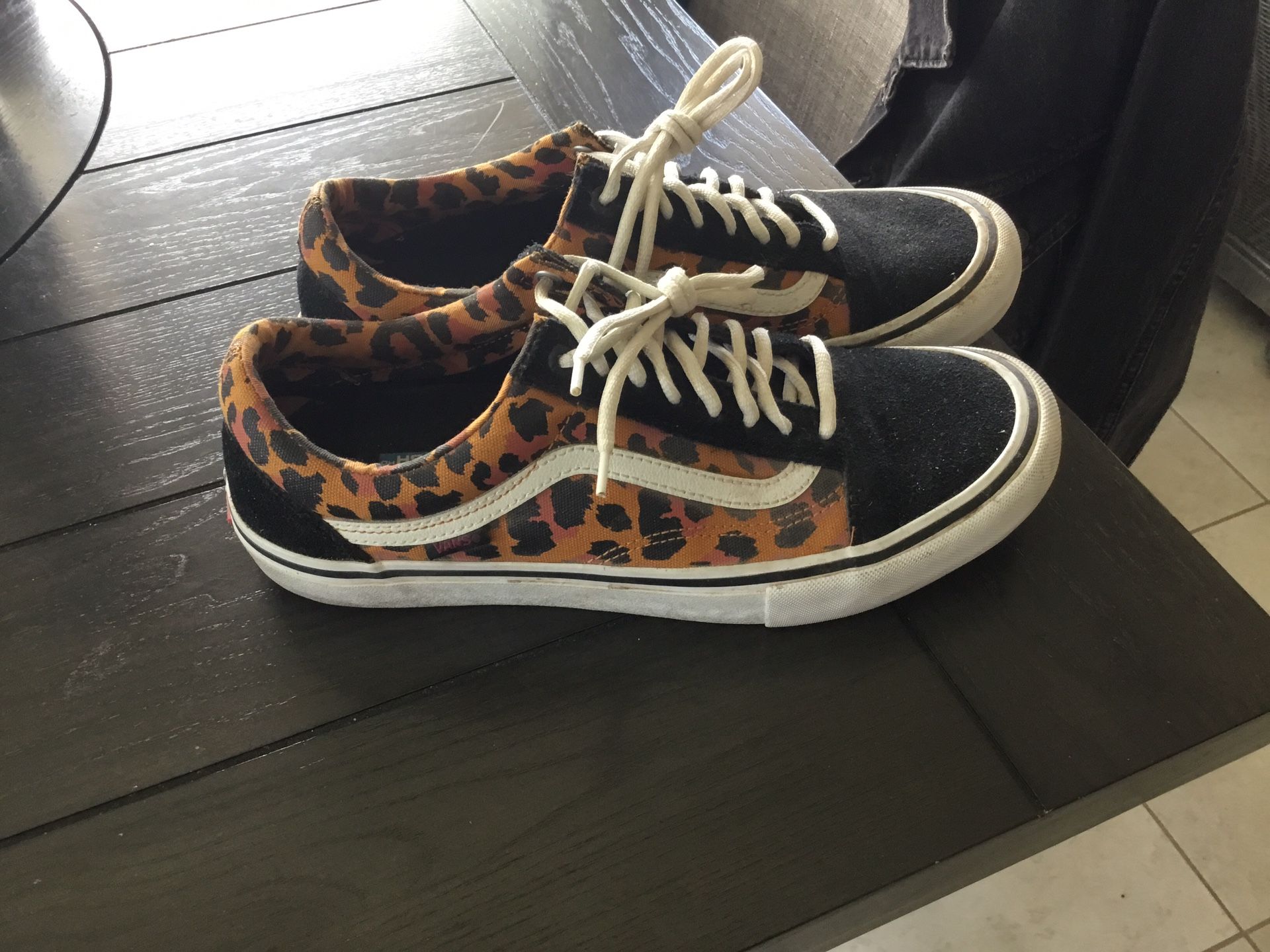 Van’s Cheetah Design - Size 10.5 Mens