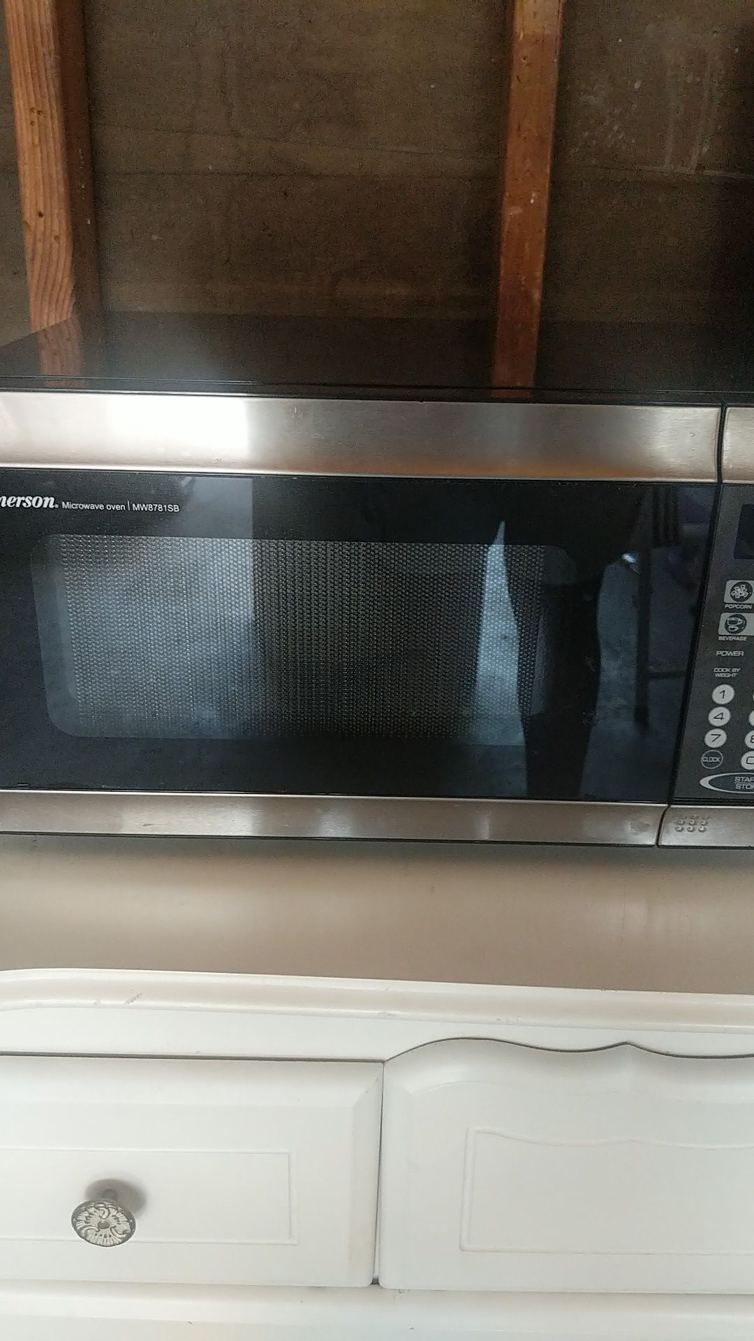 Emmerson microwave oven