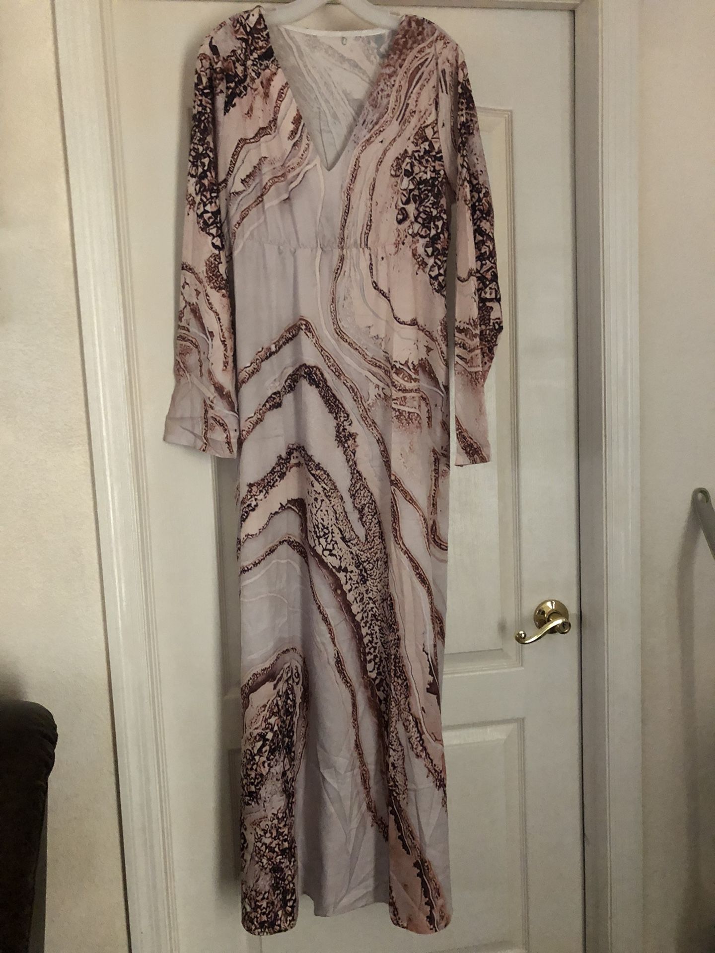 Sz LG Pink, Tan, Brown Marbe Long Dress