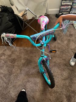 Girls bike