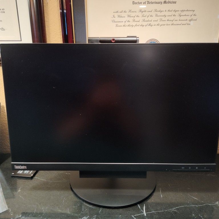 Lenovo M900 and TIO Display