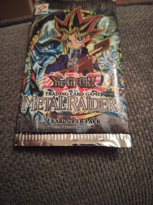 1996 Metal Raiders Booster Pack (MRD)