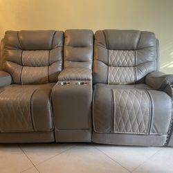 FREE Working Leather Recliners.