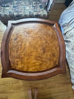 Traditional Solid Wood Coffee Table with Decorative Top & Lower Shelf