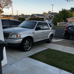 2000 Ford Exposition 
