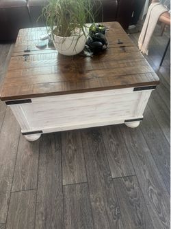Livingroom 3- set coffee table