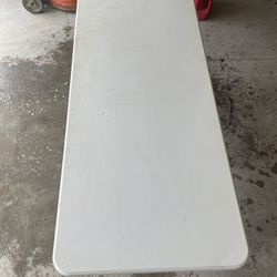 8’ Banquet Table 
