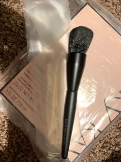 Powder foundation brush
