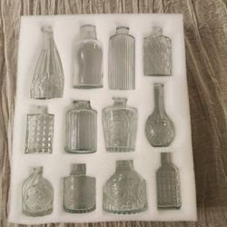 Bud Vases - Miscellaneous Sizes And Designs - Perfect For Weddings