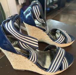 Guess Sandals