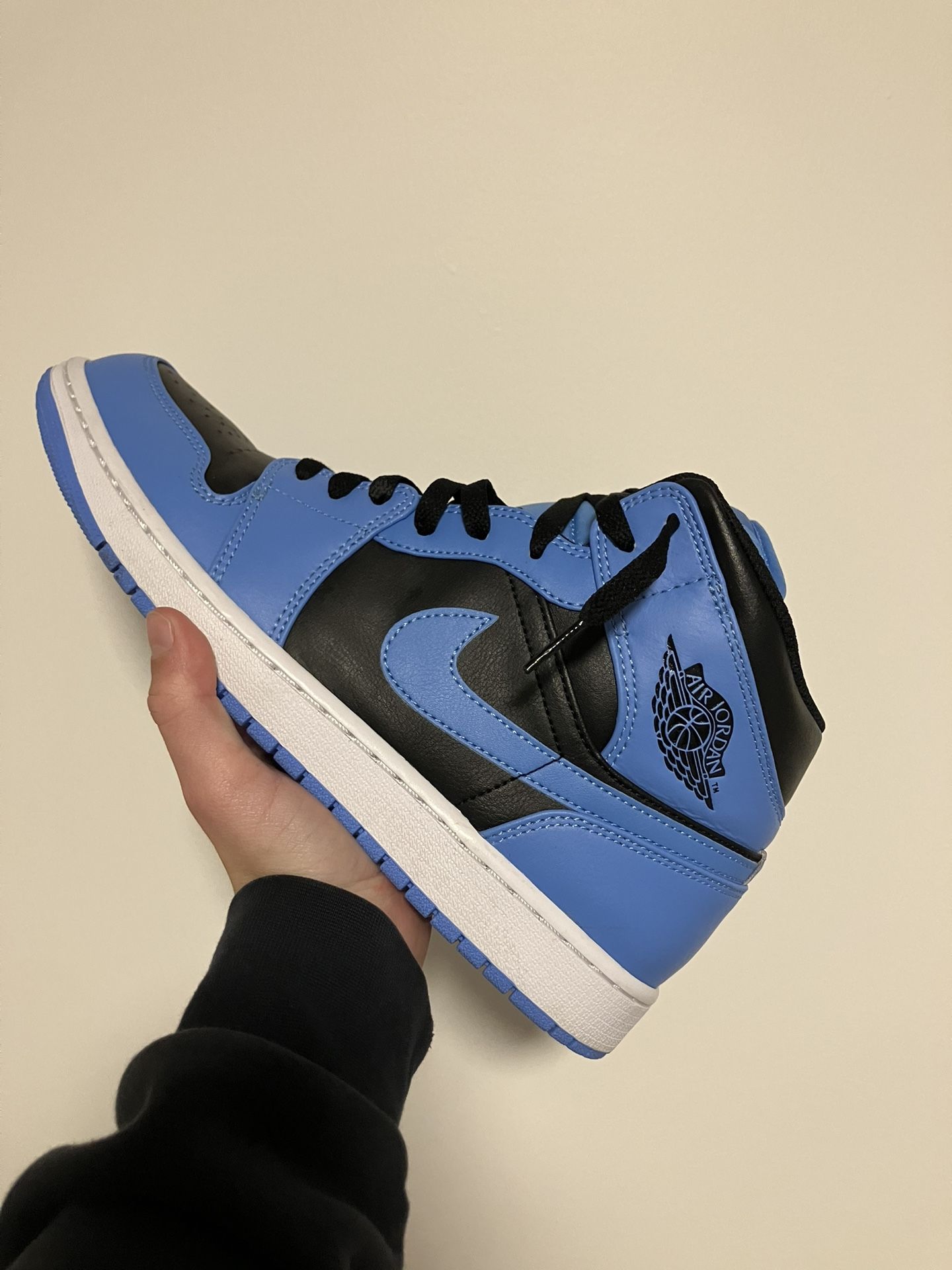 Brand New Jordan 1 University Blue Black