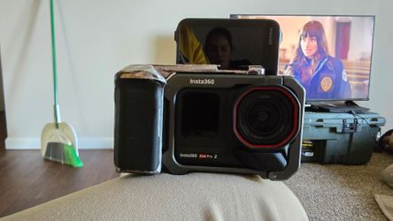 Insta360 ace pro 2