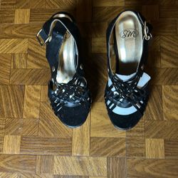 Black Shoes New Size 6
