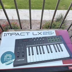 Nektar Impact LX25+