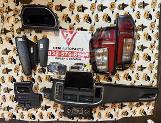 2021 2022 2023 Chevrolet Chevy Tahoe Surburban Rear Halogen Taillights And Radio Stereo Screen