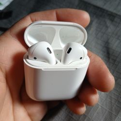 AIRPODS