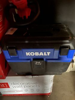 Kobalt 24-Volt Max 3-Gallon Cordless Handheld Wet/Dry Shop Vacuum (Battery Not Included) Kobalt 24-Volt Max 3-Gallon Cordless Handheld Wet/Dry Shop Vacuum (Battery Not Included)