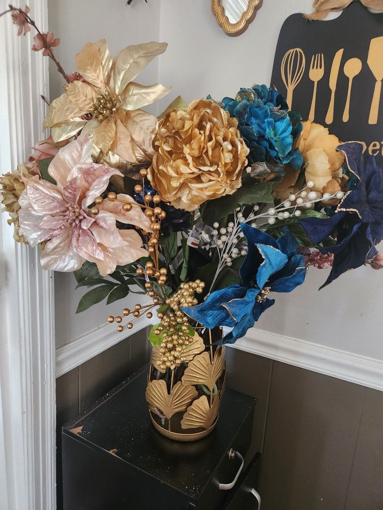 Two Flowers Vase