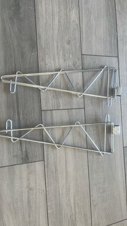Wall shelves