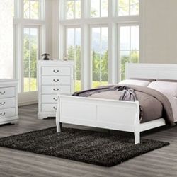 Brand New White 4pc Queen Bedroom Set 