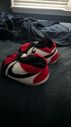 Nike slippers