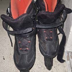 USED ROLLERBLADES  Adult size 9