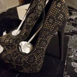 New stone high heels size7