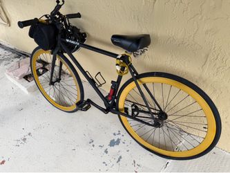 Pure Fix Single Speed / Fixie (Black & Gold)