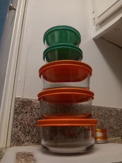 5 small pyrex