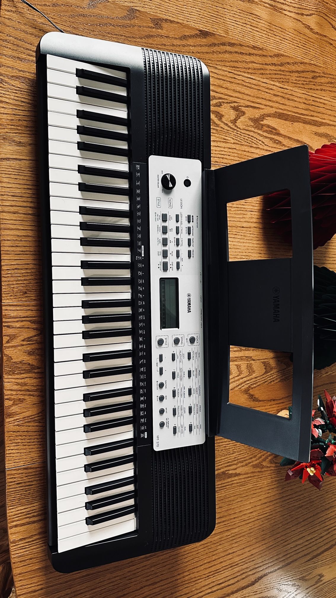 Yamaha Keyboard - YPT-270