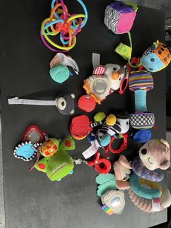 Newborn / Infant Toy Lot