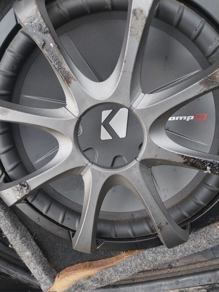 Kicker 12s