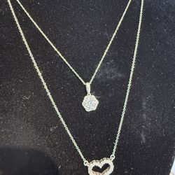 14K White Gold Natural Diamonds Pendant Necklace 