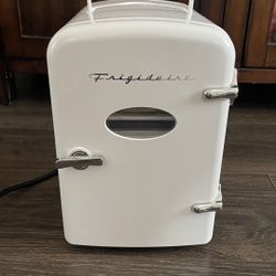 Frigidaire White Mini Fridge