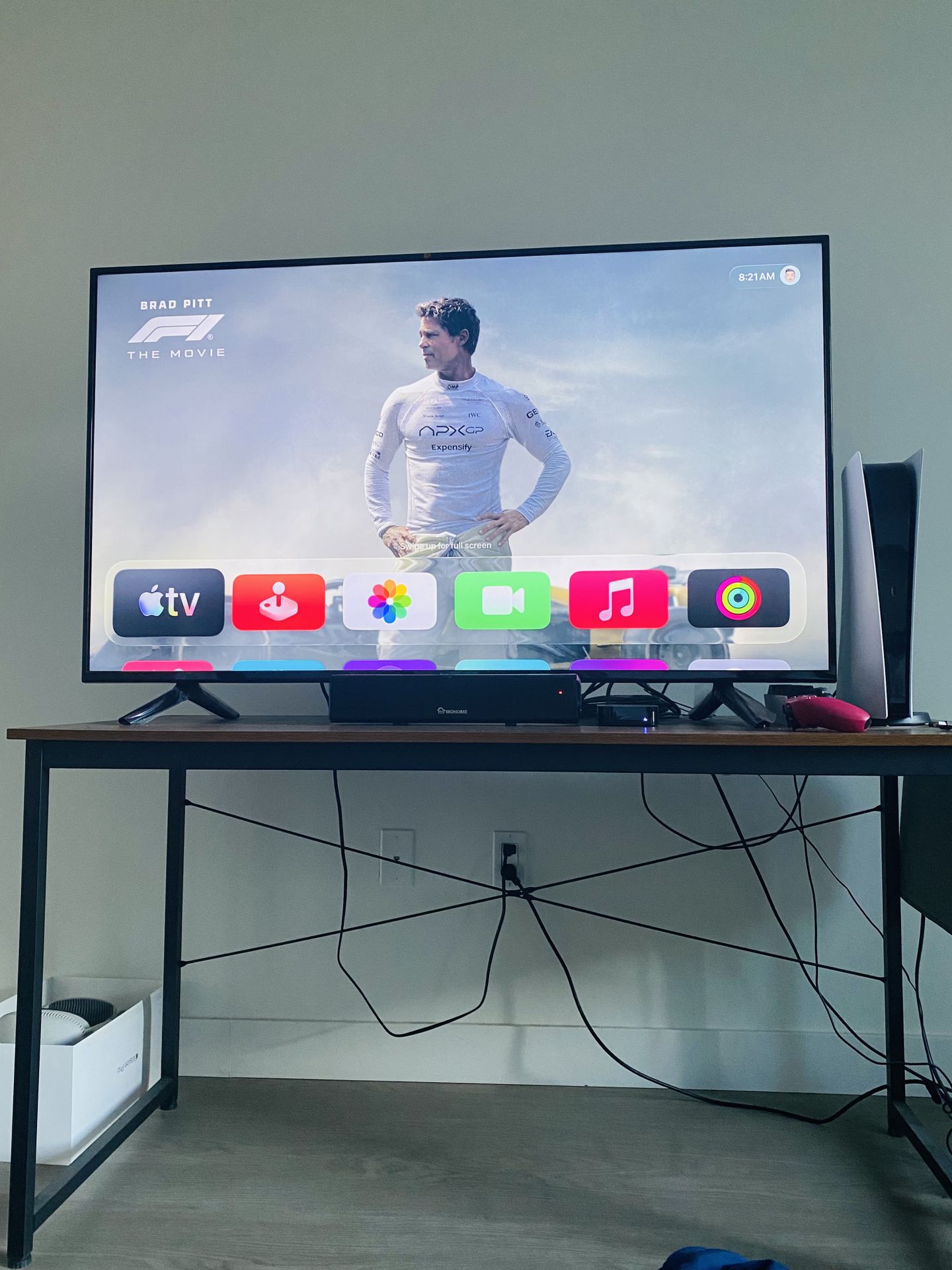 Amazon fire TV 55 inch(Free speaker and TV stand)
